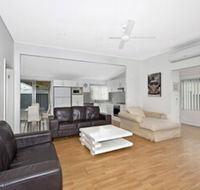 Oakland Cottage - Hobart Tourism