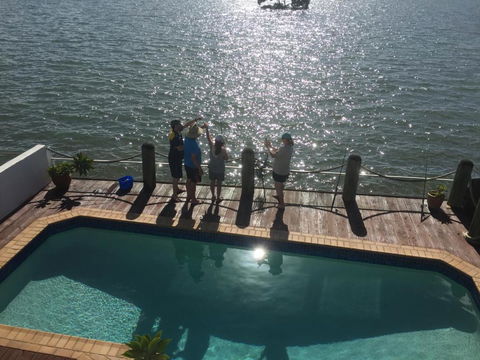 Moreton Bay Beach Lodge - Hobart Tourism 5