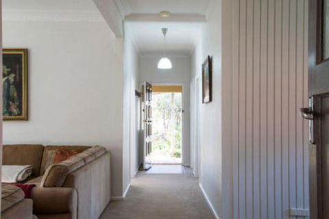 88 Morrisset - Hobart Tourism 0