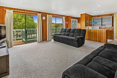 Fairview On Fairhills - Hobart Tourism 1