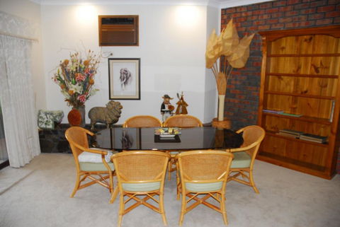 Gaerwood B & B - Tourism TAS 1