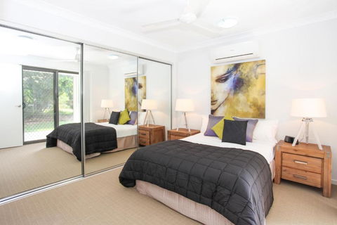 Beach Breeze Holiday House - Hobart Tourism 5