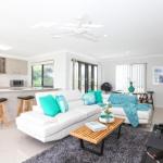 Beach Breeze Holiday House - Hobart Tourism 0