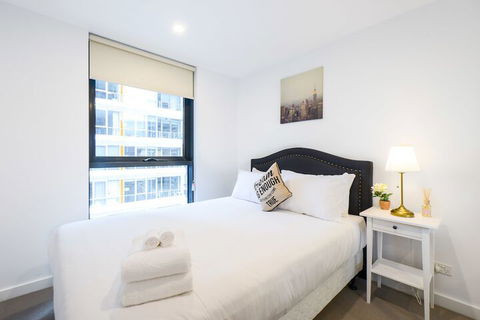 Serviced Apartments Melbourne Opus - Tourism TAS 6