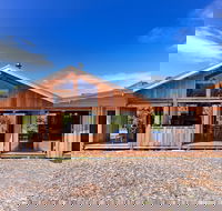 Bruny Island Lodge - Tourism TAS