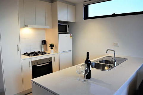 Royal Stays Apartments Clarendon St - Tourism TAS 3