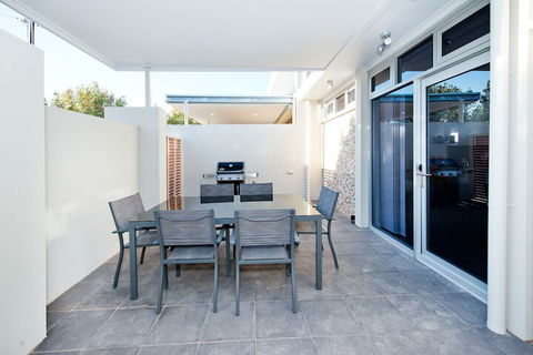 Loxton Courthouse Apartments - Tourism TAS 6