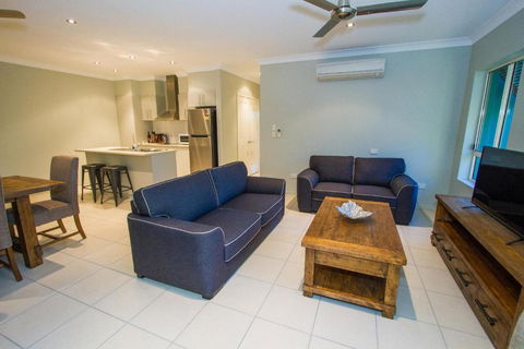 Beach Pad 2 - Hobart Tourism 6