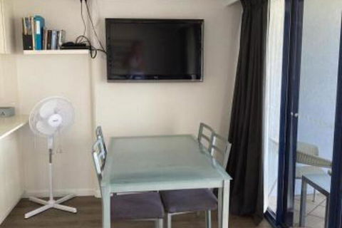 Just Perfect Apartment With Ocean Views - Hobart Tourism 6