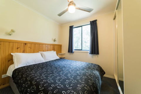 Deniliquin Riverside Caravan Park - Hobart Tourism 4