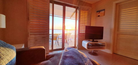 The White Pearl Penthouse - Tourism TAS 6