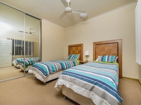 Seafront Unit 49 - Tourism TAS 5