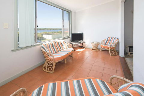 Augusta Hotel Motel - Hobart Tourism 1