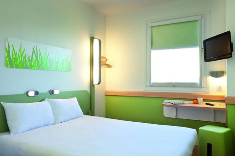 Ibis Budget Dandenong - Tourism TAS 4
