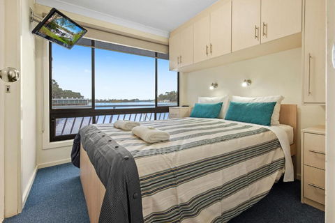Renmark River Villas & Boats & Bedzzz - Tourism TAS 6