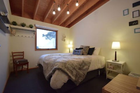 Cloud 9 Alpine Lodge - Hobart Tourism 6