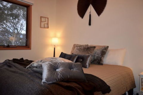 Cloud 9 Alpine Lodge - Hobart Tourism 4