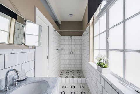North Sydney Hotel - Tourism TAS 4