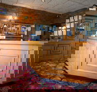 Golden Grain Motor Inn - Tourism TAS