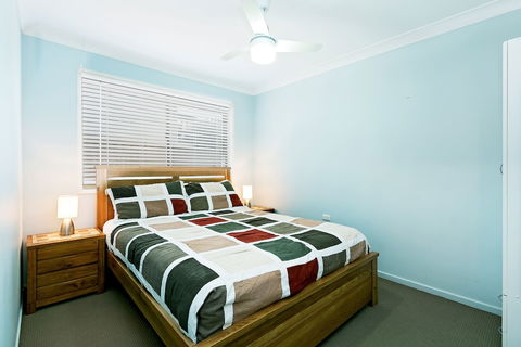 Beachside Holiday Home - Hobart Tourism 5