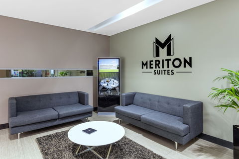 Meriton Suites Zetland - Hobart Tourism 6
