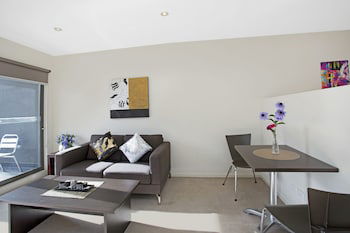 Astra Apartments Glen Waverley At VIQI - Tourism TAS 5