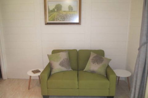 All About Me B & B - Hobart Tourism 2