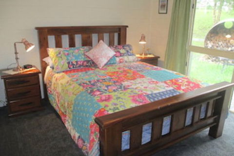 All About Me B & B - Hobart Tourism 6