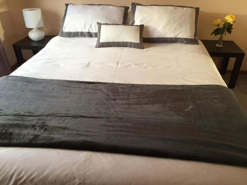 Penguin Seaside Homestay - Tourism TAS 3