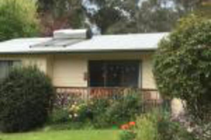 Allambee South VIC Tourism TAS