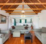 A River Bed Cottage - Hobart Tourism