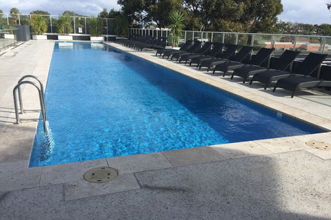 Luxurious Apartments Near City - Tourism TAS 1