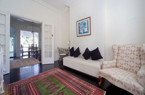 MPT67A Beautifully Decorated 1 Bed - Tourism TAS 5
