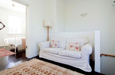 MPT67A Beautifully Decorated 1 Bed - Tourism TAS 3