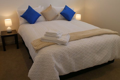 Maison Executive - Hobart Tourism 7