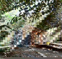 The Little Bush Hut - Tourism TAS