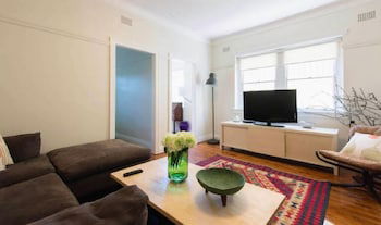 Stunning Beach Living H361 - Hobart Tourism 1