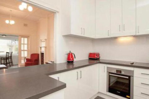 Apartment West Esplanade MAN93 - Tourism TAS 5