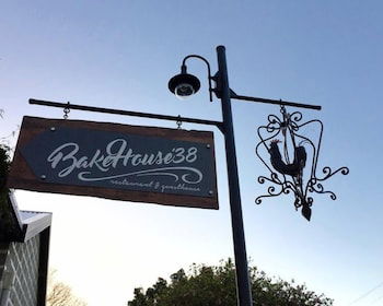 Bakehouse '38 Restaurant & Guesthouse - Tourism TAS 1