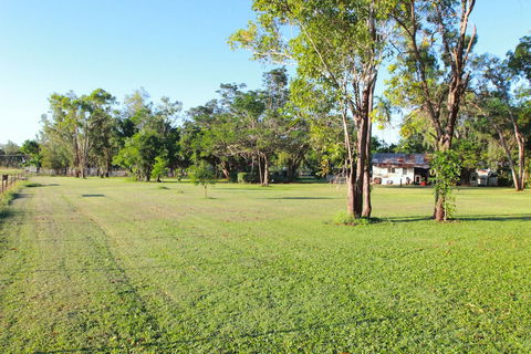 Banyan Tree Resort - Tourism TAS 3