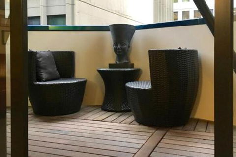 Quiet Laneway Apartment Near Bourke St. Mall - Tourism TAS 6