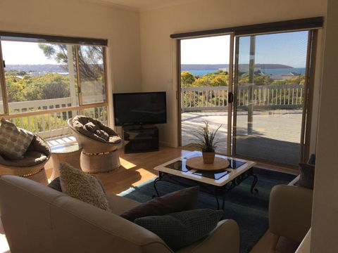 White Sands Holiday Retreat - Hobart Tourism 1