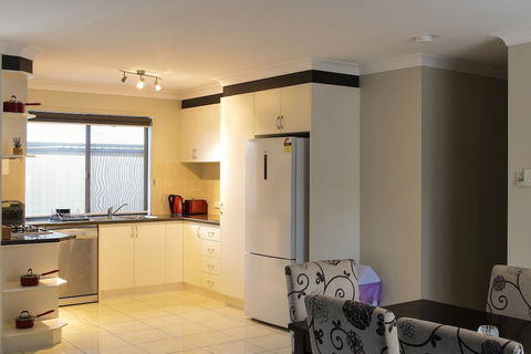 Atricom Apartments Australia - Tourism TAS 4