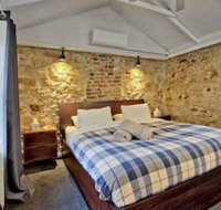 Heritage Listed Sandstone Cottage - Tourism TAS