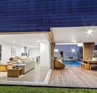 Luxe House Tweed Coast Holidays  - Tourism TAS