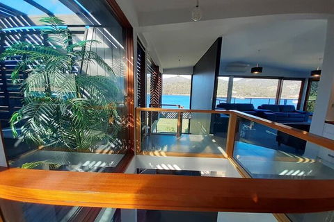 Amazing Unique Five-Star Waterfront Retreat - Tourism TAS 2