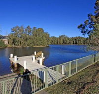 Relax  enjoy the River - Hobart Tourism