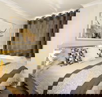Avalanche 6 - Sophisticated style  modern comfort with a central location - Hobart Tourism