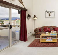 Razorback 6 - Razorback Plaza Jindabyne - Hobart Tourism