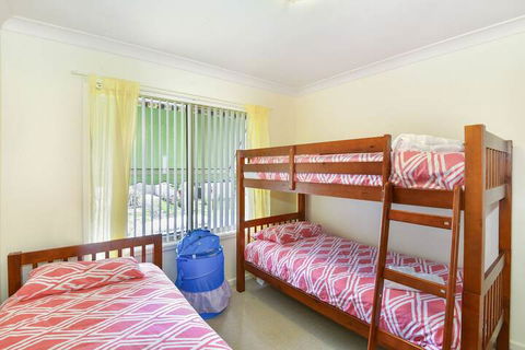 Annes Beach Getaway - Tourism TAS 1